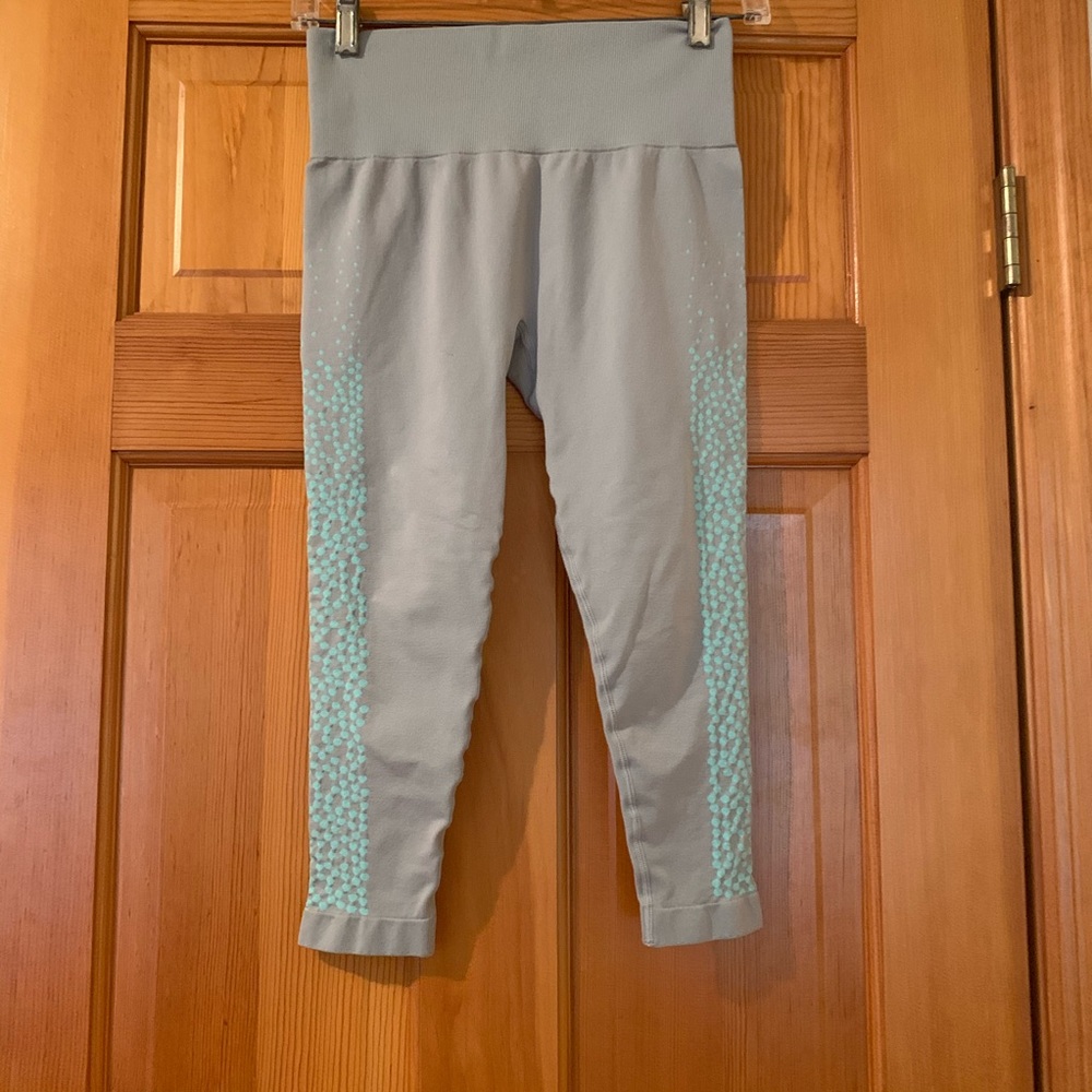 Seamless legging